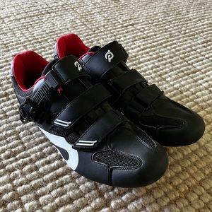 Peloton shoes with clips Size 47